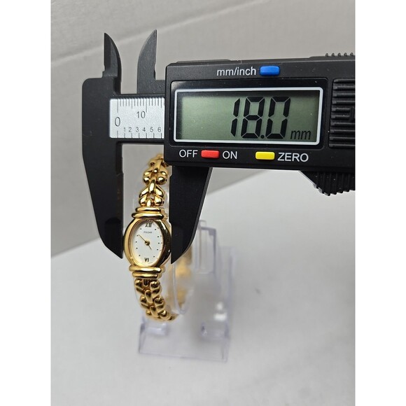 Pulsar by Seiko Gold Tone Oval Womens Quartz Watch New Battery Dress Slim Japan - Picture 5 of 10